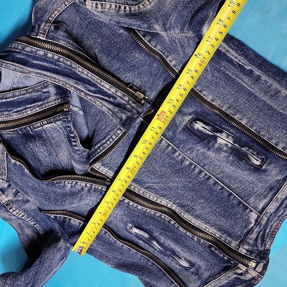 Jean Jacket - Picture 6 of 9